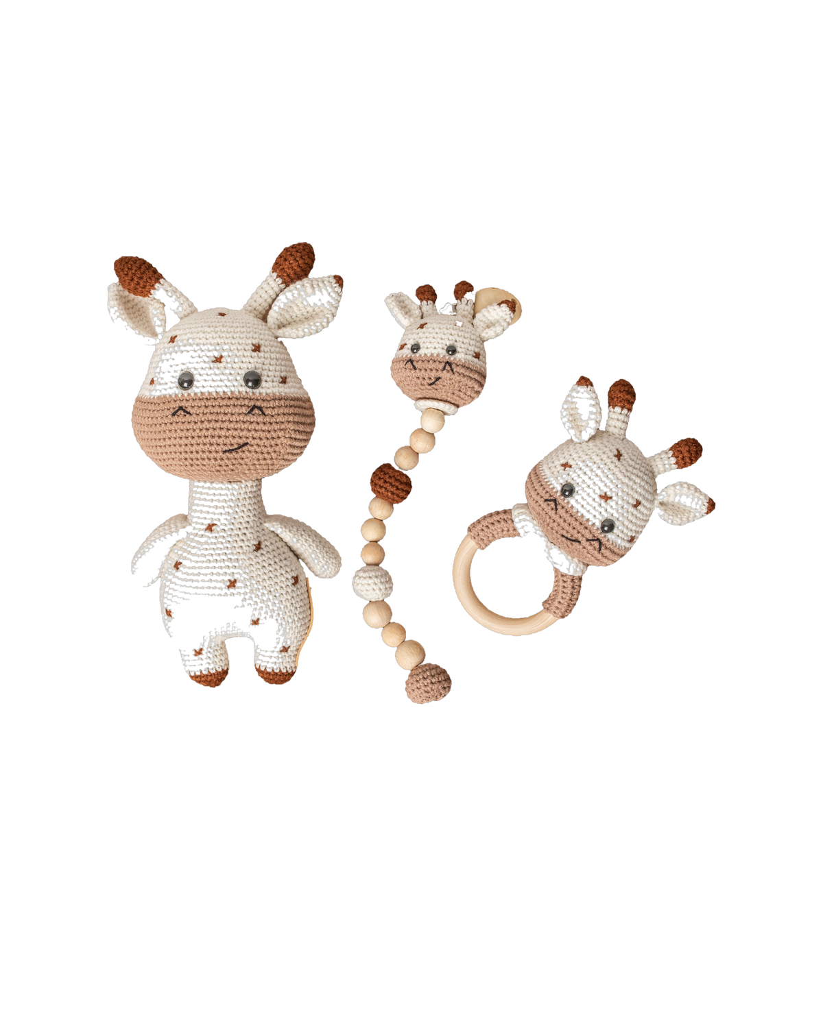 Baby Giraffe Set – cream baby set, studio shot
