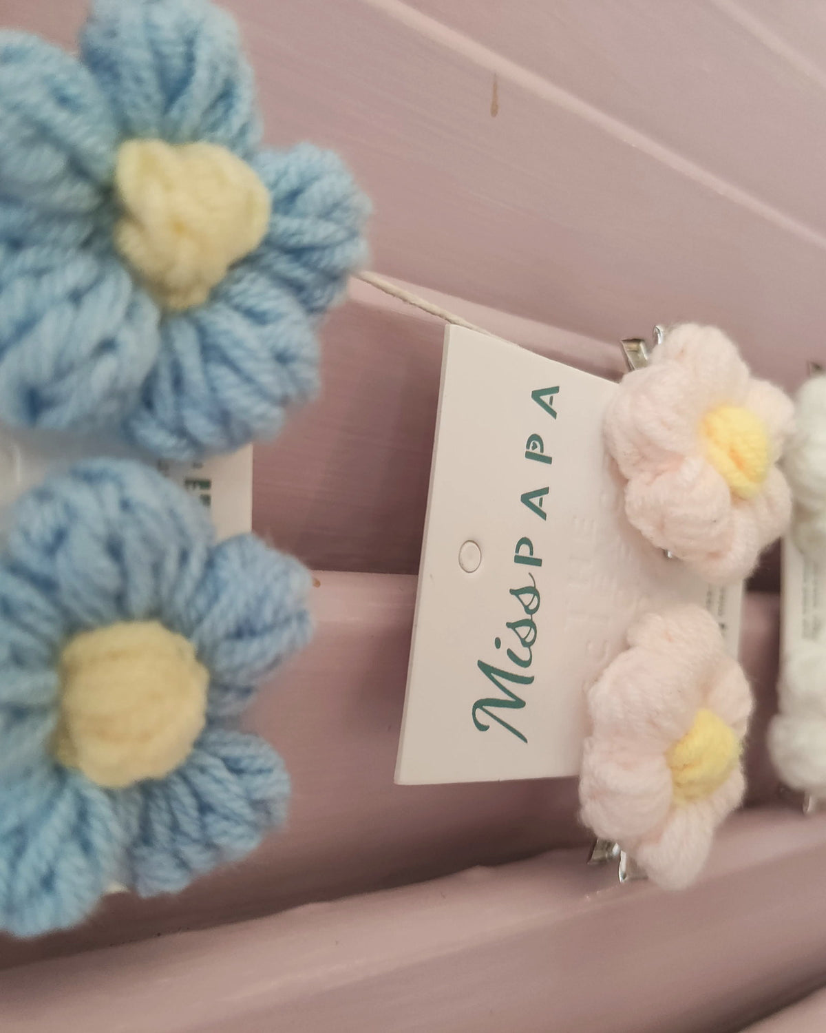 Crochet Flower Hair Clip – crochet hair clip, lifestyle shot