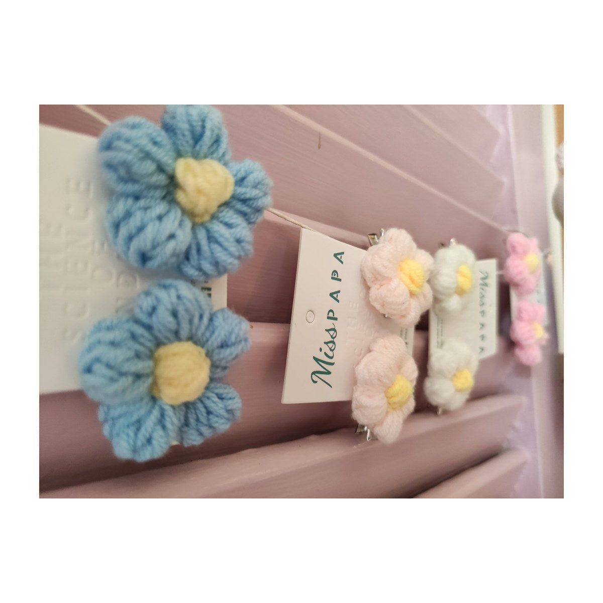Crochet flower hair clips